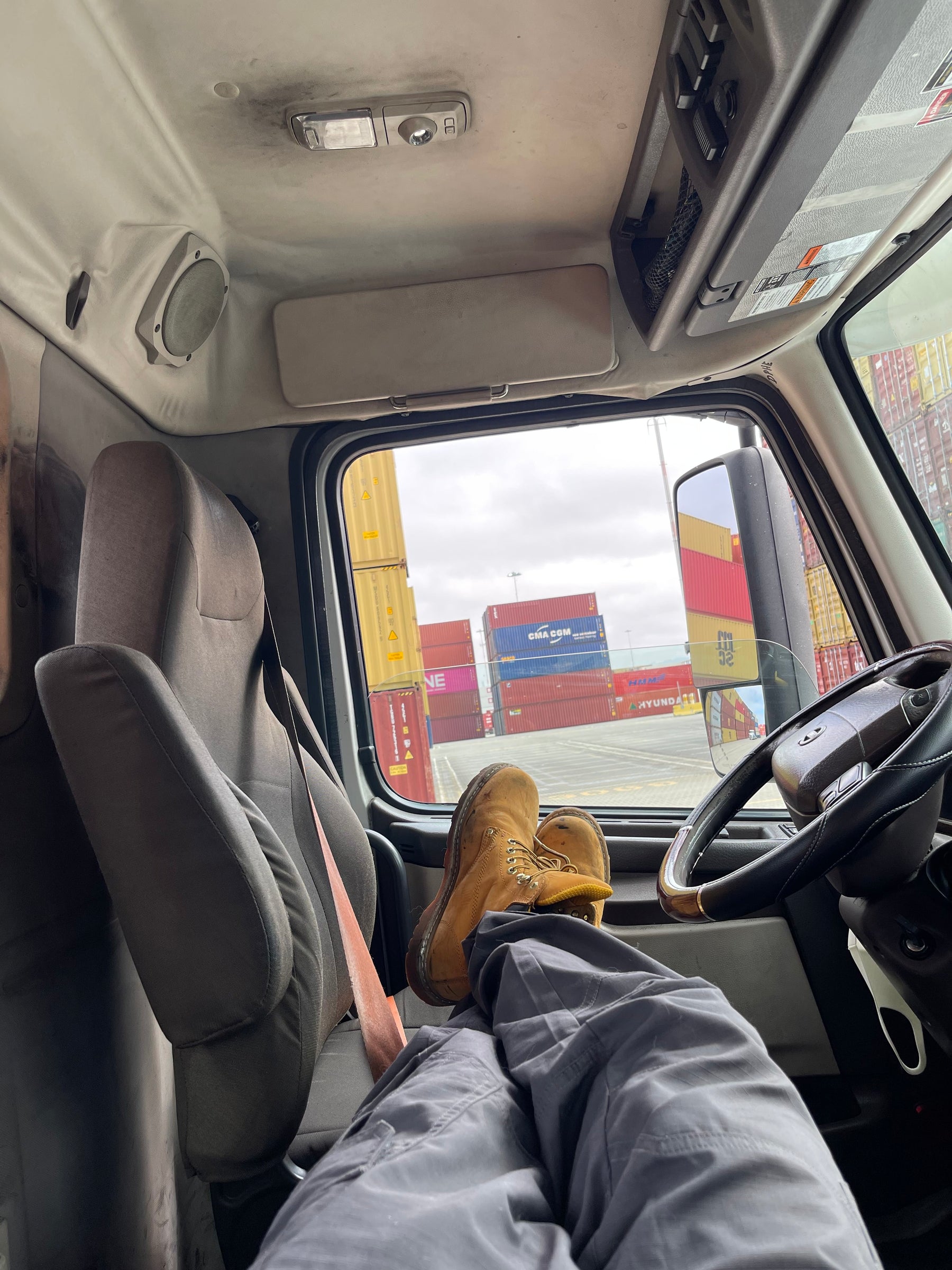 How to Catch Some Z's in a Daycab Semi: Tips for Truckers